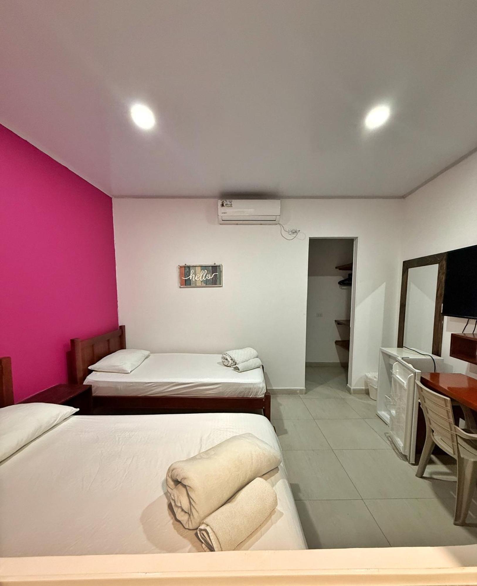 Apartahotel Caribe Diez San Andrés Exteriör bild