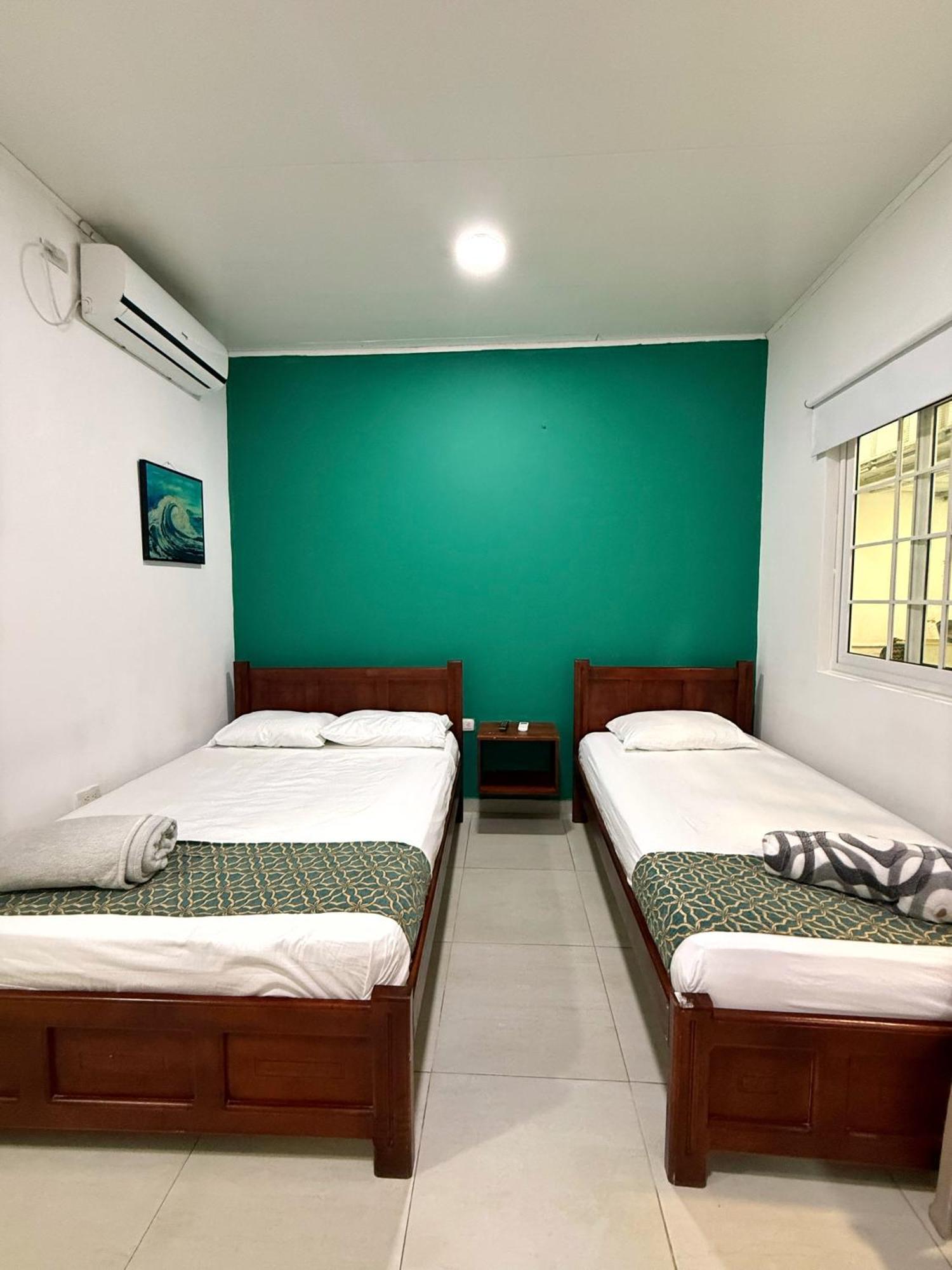 Apartahotel Caribe Diez San Andrés Exteriör bild