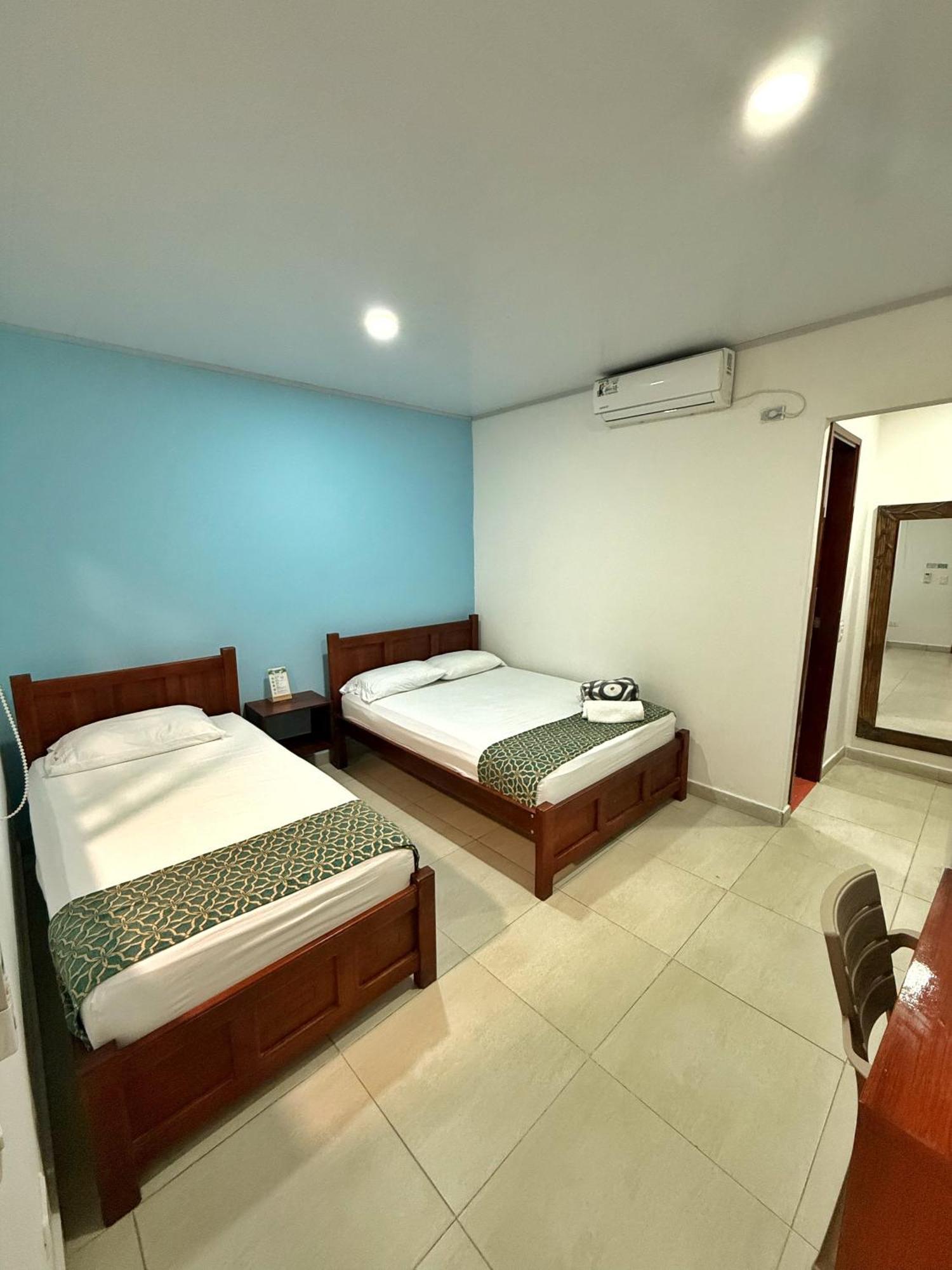 Apartahotel Caribe Diez San Andrés Exteriör bild