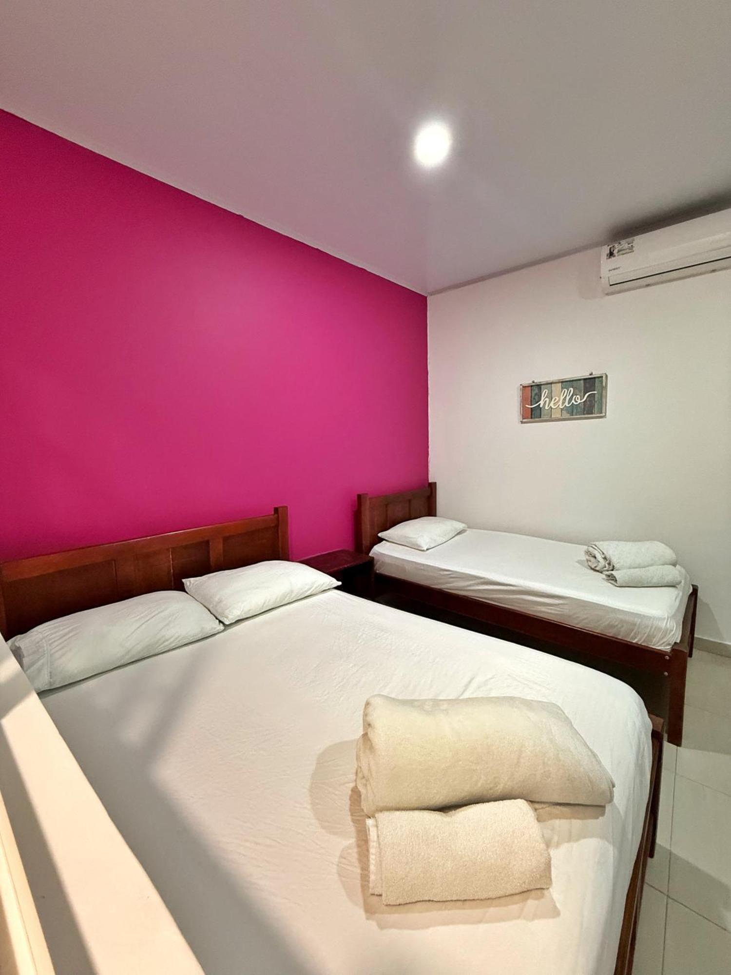 Apartahotel Caribe Diez San Andrés Exteriör bild