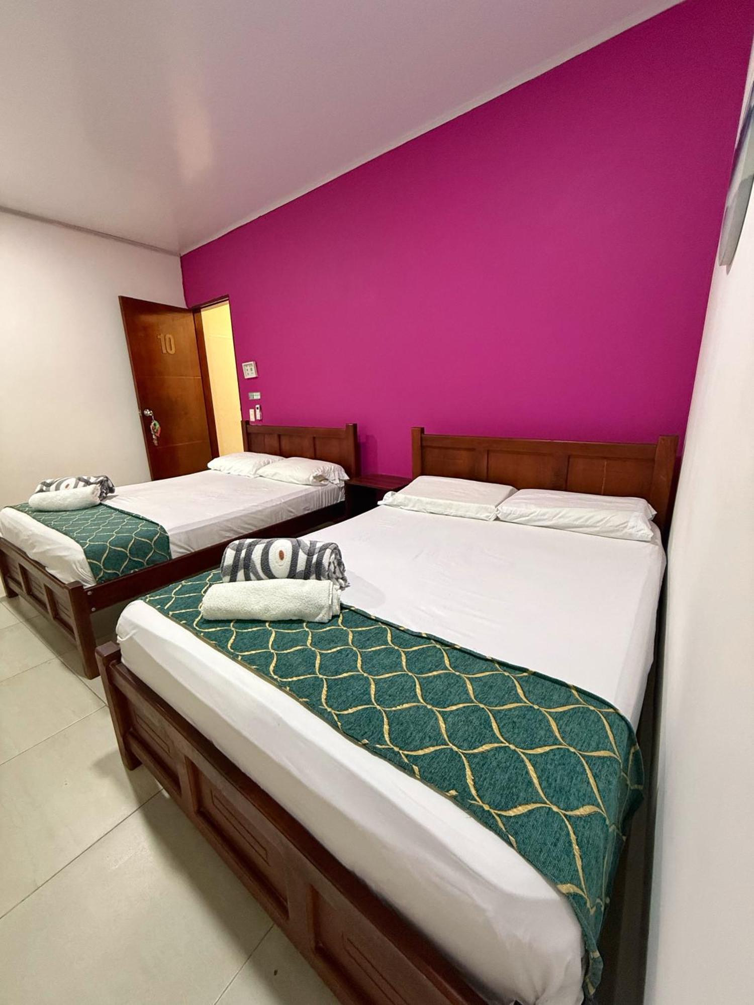 Apartahotel Caribe Diez San Andrés Exteriör bild